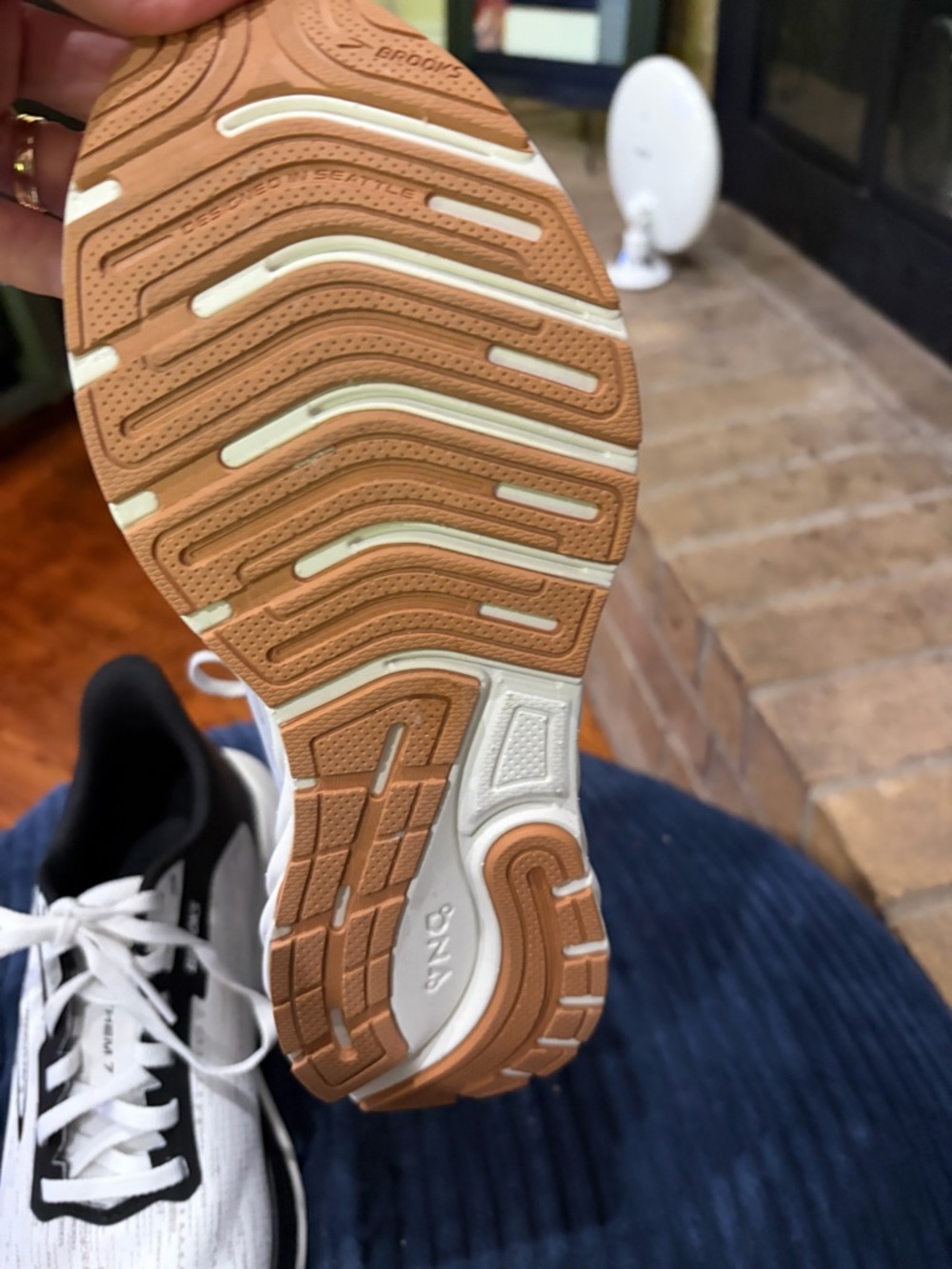 Brooks Women's White & Brown Athletic Running Shoes